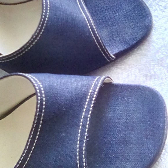 Prada Vero Cuoio Teat Blue Ankle Strap Spool Heel - Picture 7 of 8